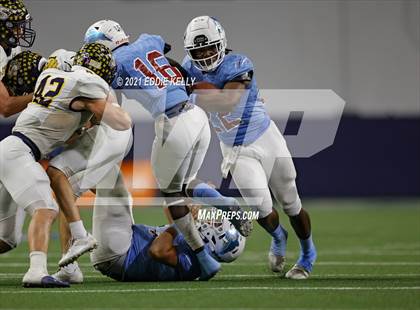 Thumbnail 1 in Hirschi vs. Stephenville (UIL 4A D1 Semifinal Playoff) photogallery.