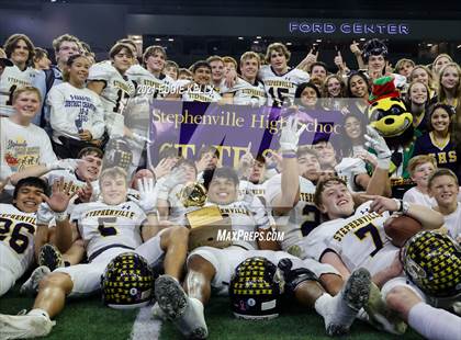 Thumbnail 2 in Hirschi vs. Stephenville (UIL 4A D1 Semifinal Playoff) photogallery.