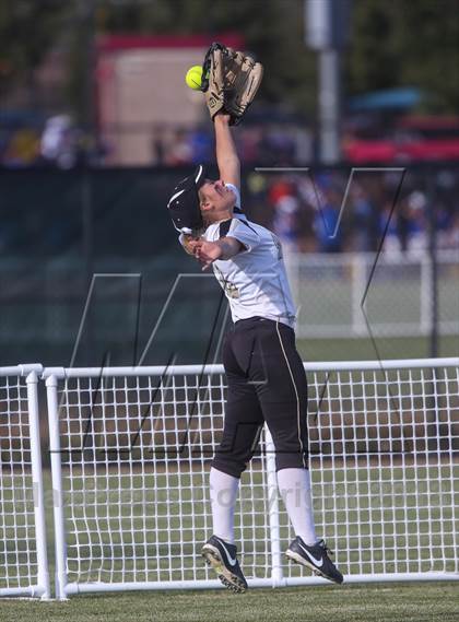Thumbnail 1 in Legend vs Rock Canyon (CHSAA 5A Quarterfinal) photogallery.