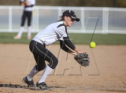 Thumbnail 1 in Legend vs Rock Canyon (CHSAA 5A Quarterfinal) photogallery.