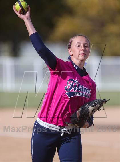 Thumbnail 1 in Legend vs Rock Canyon (CHSAA 5A Quarterfinal) photogallery.