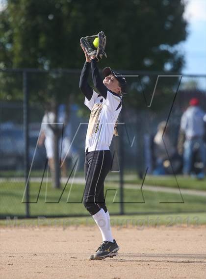 Thumbnail 3 in Legend vs Rock Canyon (CHSAA 5A Quarterfinal) photogallery.