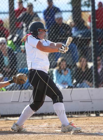 Thumbnail 3 in Legend vs Rock Canyon (CHSAA 5A Quarterfinal) photogallery.