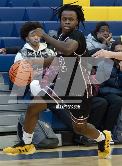 Thumbnail 1 in Cardinal Hayes vs Brooklyn Collegiate (Shooting Stars Basketball Showcase) photogallery.