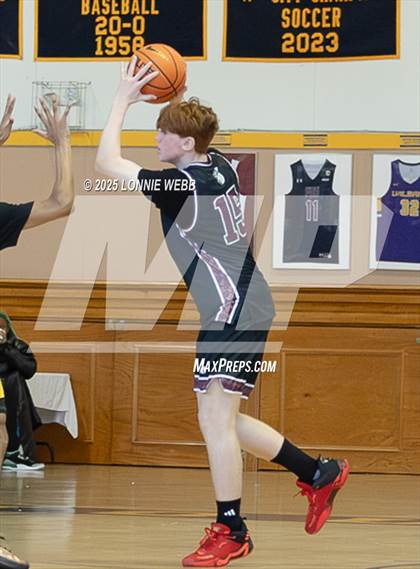 Thumbnail 1 in Cardinal Hayes vs Brooklyn Collegiate (Shooting Stars Basketball Showcase) photogallery.