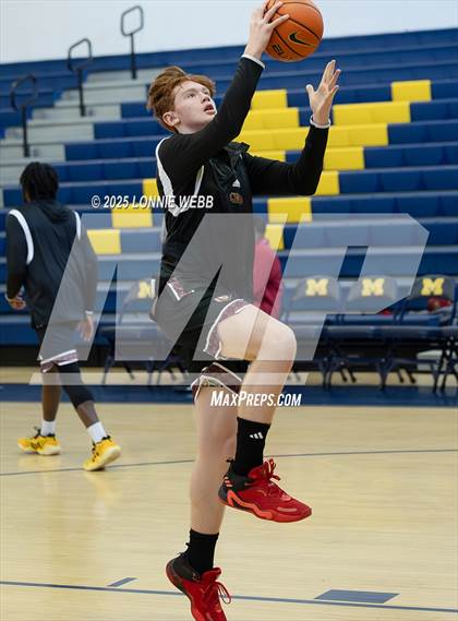 Thumbnail 3 in Cardinal Hayes vs Brooklyn Collegiate (Shooting Stars Basketball Showcase) photogallery.