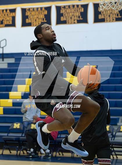 Thumbnail 3 in Cardinal Hayes vs Brooklyn Collegiate (Shooting Stars Basketball Showcase) photogallery.