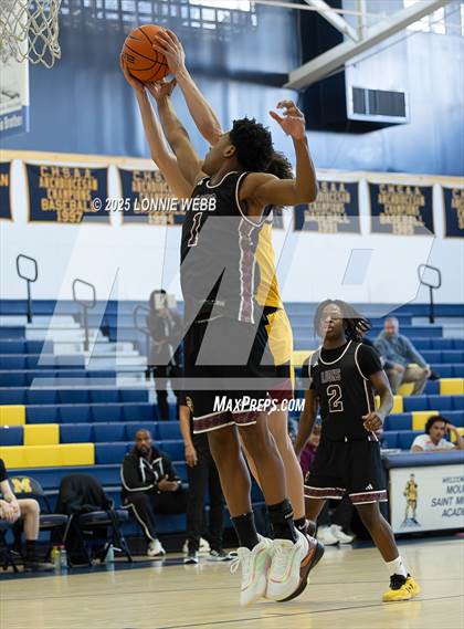 Thumbnail 3 in Cardinal Hayes vs Brooklyn Collegiate (Shooting Stars Basketball Showcase) photogallery.