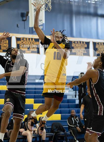 Thumbnail 3 in Cardinal Hayes vs Brooklyn Collegiate (Shooting Stars Basketball Showcase) photogallery.