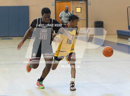 Thumbnail 3 in Cardinal Hayes vs Brooklyn Collegiate (Shooting Stars Basketball Showcase) photogallery.