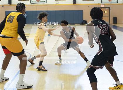 Thumbnail 3 in Cardinal Hayes vs Brooklyn Collegiate (Shooting Stars Basketball Showcase) photogallery.