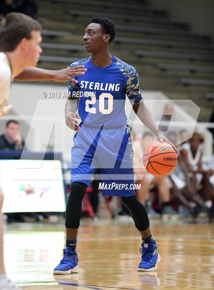 Thumbnail 1 in Conroe vs Sterling (McDonald's Texas Invitational) photogallery.
