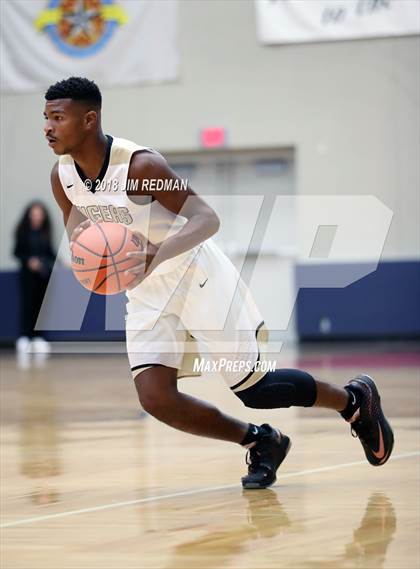Thumbnail 1 in Conroe vs Sterling (McDonald's Texas Invitational) photogallery.