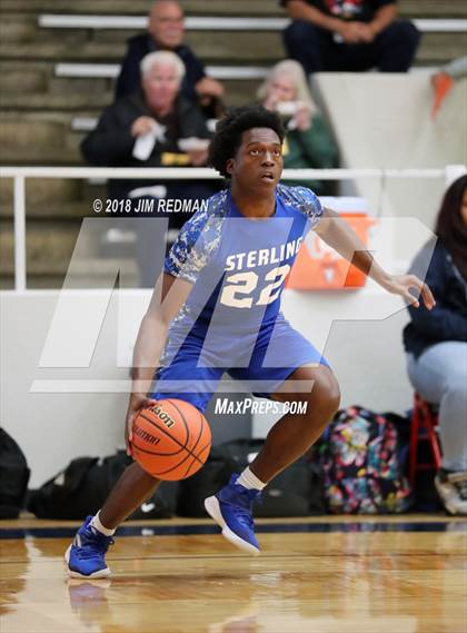 Thumbnail 2 in Conroe vs Sterling (McDonald's Texas Invitational) photogallery.