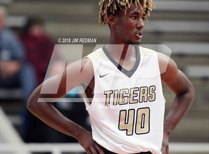 Thumbnail 3 in Conroe vs Sterling (McDonald's Texas Invitational) photogallery.