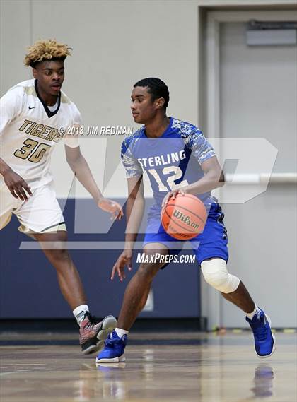 Thumbnail 2 in Conroe vs Sterling (McDonald's Texas Invitational) photogallery.