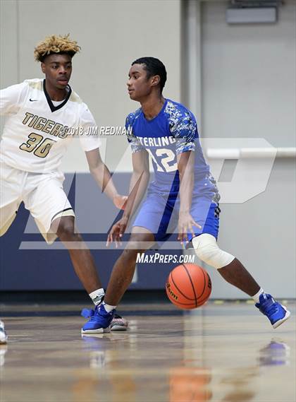 Thumbnail 3 in Conroe vs Sterling (McDonald's Texas Invitational) photogallery.