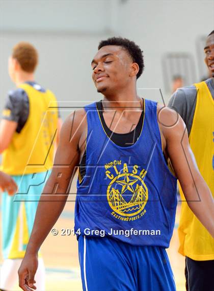 Thumbnail 2 in  Class of 2015 vs. Class of 2016 (NorCal Clash) photogallery.