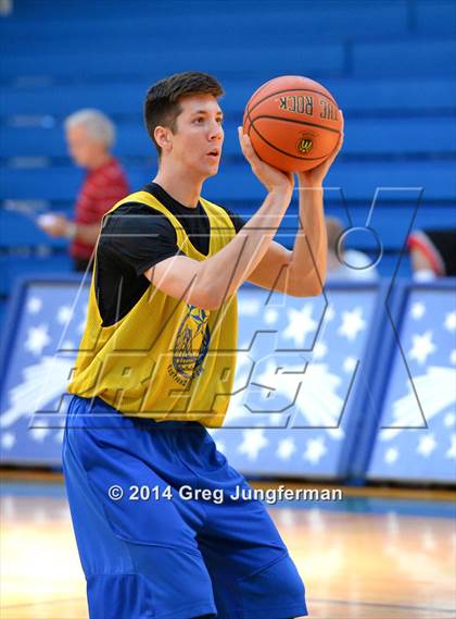 Thumbnail 2 in  Class of 2015 vs. Class of 2016 (NorCal Clash) photogallery.