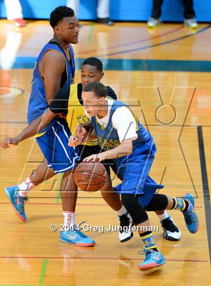 Thumbnail 2 in  Class of 2015 vs. Class of 2016 (NorCal Clash) photogallery.