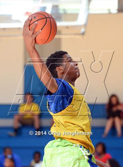 Thumbnail 2 in  Class of 2015 vs. Class of 2016 (NorCal Clash) photogallery.