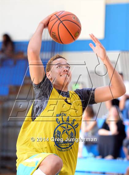 Thumbnail 1 in  Class of 2015 vs. Class of 2016 (NorCal Clash) photogallery.