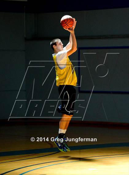 Thumbnail 3 in  Class of 2015 vs. Class of 2016 (NorCal Clash) photogallery.