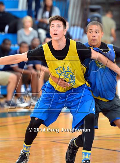 Thumbnail 1 in  Class of 2015 vs. Class of 2016 (NorCal Clash) photogallery.