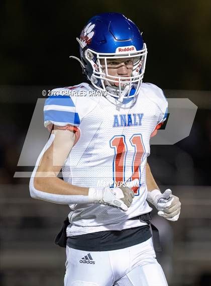 Thumbnail 3 in Analy vs Maria Carrillo photogallery.