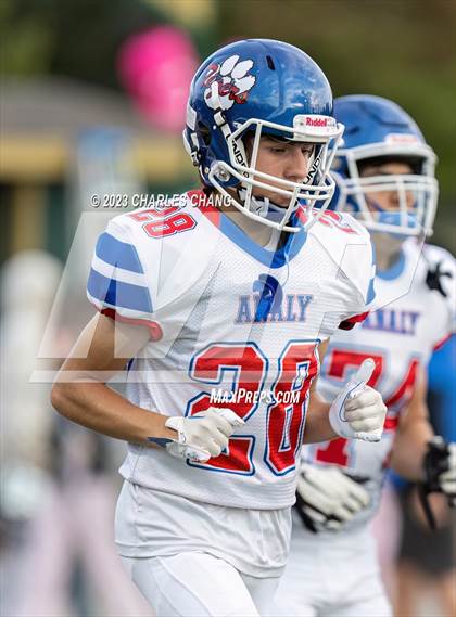 Thumbnail 1 in Analy vs Maria Carrillo photogallery.