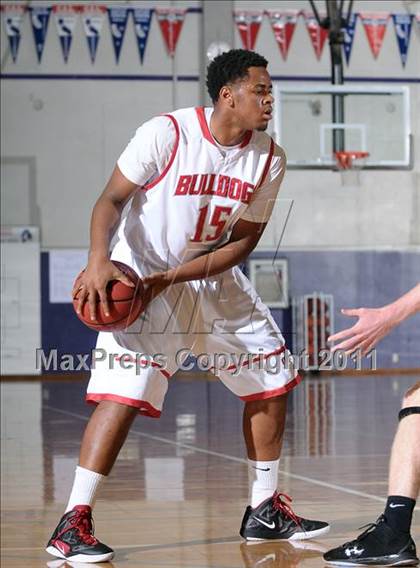 Thumbnail 1 in Foothill vs. Pasadena (St. Hope Elite Classic) photogallery.