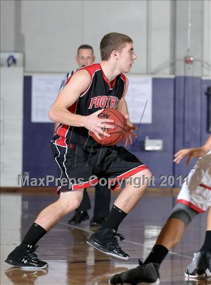 Thumbnail 3 in Foothill vs. Pasadena (St. Hope Elite Classic) photogallery.