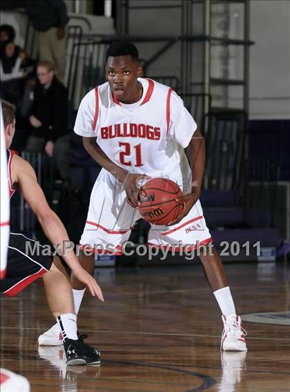 Thumbnail 2 in Foothill vs. Pasadena (St. Hope Elite Classic) photogallery.