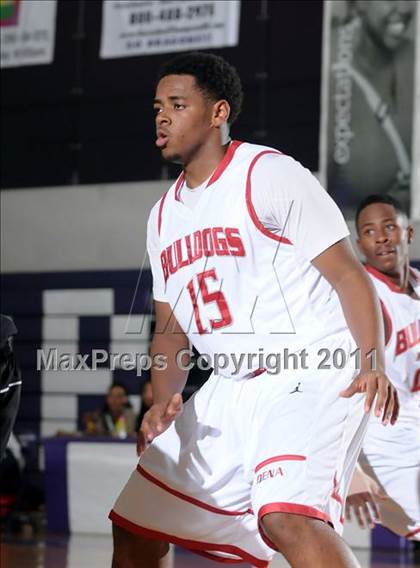 Thumbnail 1 in Foothill vs. Pasadena (St. Hope Elite Classic) photogallery.