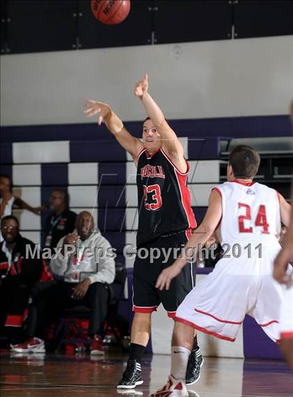 Thumbnail 1 in Foothill vs. Pasadena (St. Hope Elite Classic) photogallery.