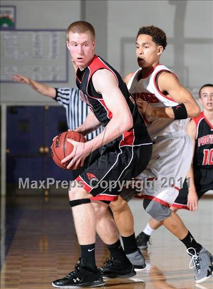 Thumbnail 3 in Foothill vs. Pasadena (St. Hope Elite Classic) photogallery.