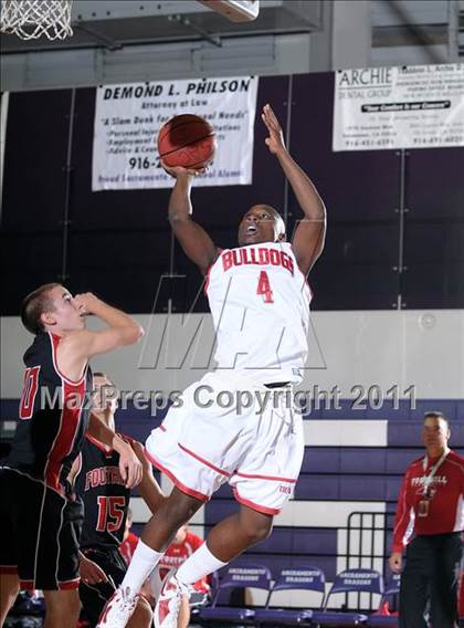 Thumbnail 2 in Foothill vs. Pasadena (St. Hope Elite Classic) photogallery.
