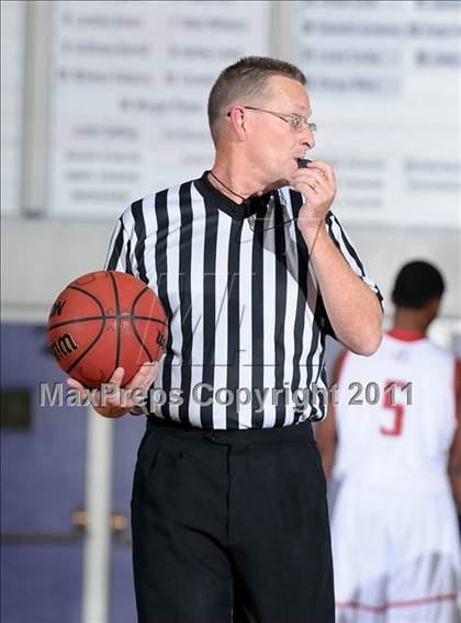 Thumbnail 3 in Foothill vs. Pasadena (St. Hope Elite Classic) photogallery.