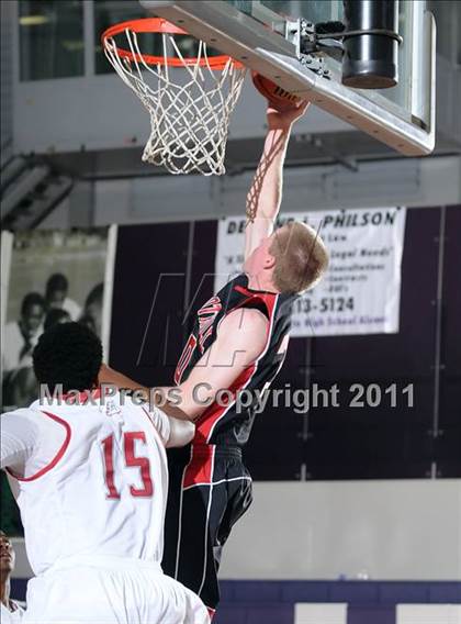Thumbnail 2 in Foothill vs. Pasadena (St. Hope Elite Classic) photogallery.