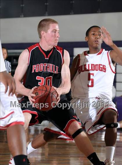 Thumbnail 2 in Foothill vs. Pasadena (St. Hope Elite Classic) photogallery.