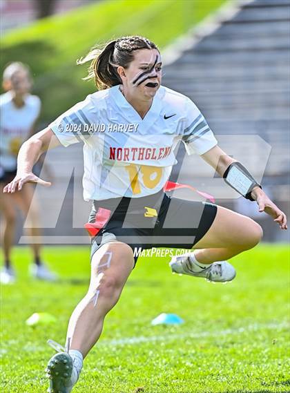 Thumbnail 3 in 5A Flag Football Second Round Northglenn vs Chaparral photogallery.