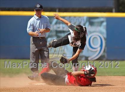 Thumbnail 3 in Port of Los Angeles vs. Harbor Teacher Prep (CIF LACS Small Schools Final) photogallery.