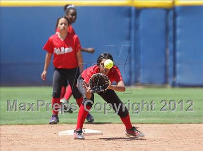 Thumbnail 2 in Port of Los Angeles vs. Harbor Teacher Prep (CIF LACS Small Schools Final) photogallery.