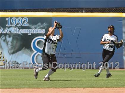 Thumbnail 2 in Port of Los Angeles vs. Harbor Teacher Prep (CIF LACS Small Schools Final) photogallery.