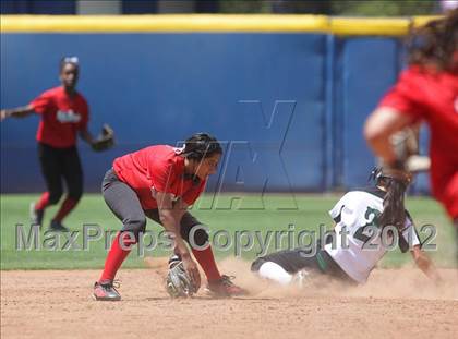 Thumbnail 1 in Port of Los Angeles vs. Harbor Teacher Prep (CIF LACS Small Schools Final) photogallery.