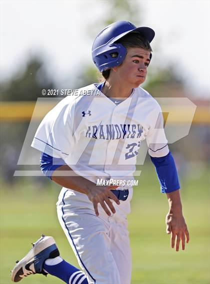 Thumbnail 1 in Grandview vs. Mullen photogallery.