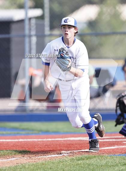 Thumbnail 3 in Grandview vs. Mullen photogallery.