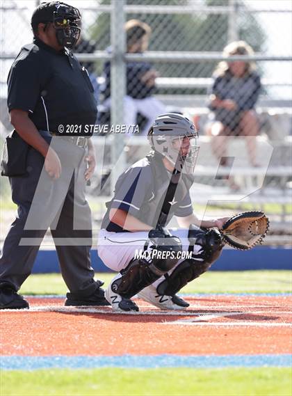 Thumbnail 2 in Grandview vs. Mullen photogallery.