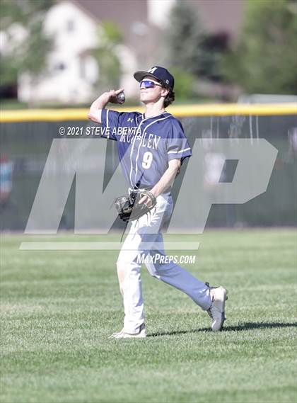 Thumbnail 2 in Grandview vs. Mullen photogallery.