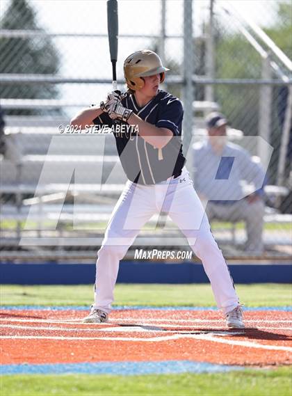 Thumbnail 3 in Grandview vs. Mullen photogallery.